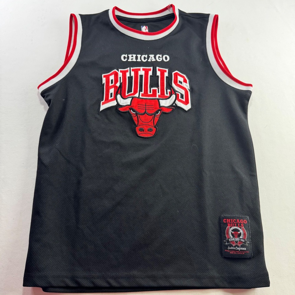 NBA Chicago Bulls Kids Basketball Jersey Black Red Size Large L Youth